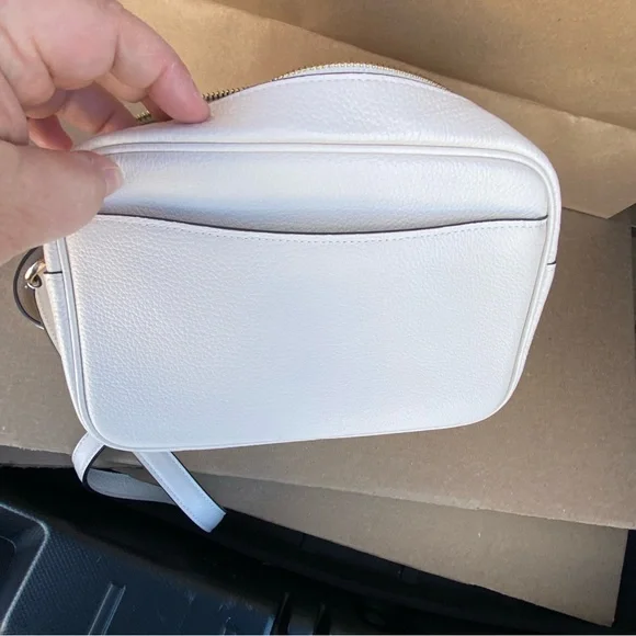 Coach bag leather with a strawberry graphic print and an adjustable strap. - Picture 3 of 5